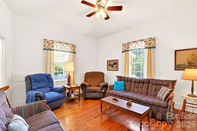 35 Second Street, Marion, NC 28752 - Photo 8