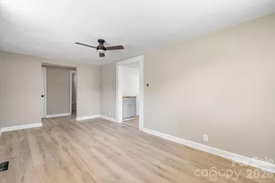 508 South Avenue SW, Valdese, NC 28690 - Photo 6