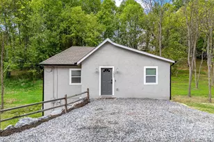 153 Arrowood Corner Rd, Mars Hill, NC 28754 - Photo 4