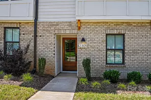 2305 Rozzelles Ferry Rd, Charlotte, NC 28208 - Photo 2