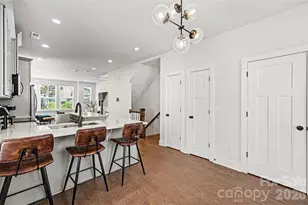 2305 Rozzelles Ferry Rd, Charlotte, NC 28208 - Photo 10