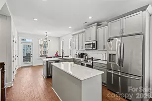 2305 Rozzelles Ferry Rd, Charlotte, NC 28208 - Photo 12