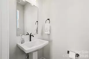 2305 Rozzelles Ferry Rd, Charlotte, NC 28208 - Photo 26
