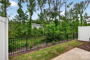 6025 Longar Ln, Charlotte, NC 28269 - Photo 24