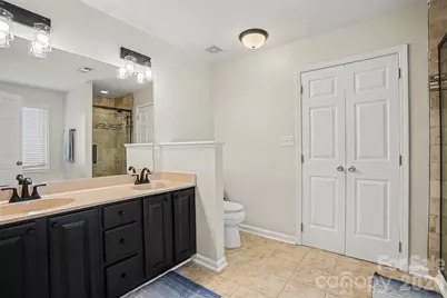9900 Davis Lake Parkway, Charlotte, NC 28269 - Photo 14