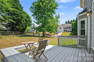 9900 Davis Lake Pkwy, Charlotte, NC 28269 - Photo 20