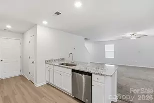 509 Hawley St, Charlotte, NC 28214 - Photo 8