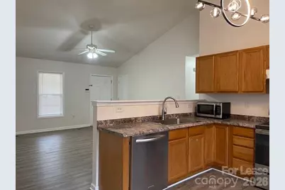 131 Island Terrace Road, Statesville, NC 28677 - Photo 4