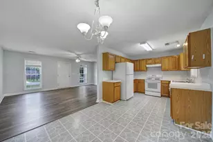 1740 Rosewell Dr, Rock Hill, SC 29732 - Photo 10