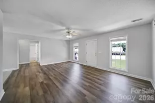 1740 Rosewell Dr, Rock Hill, SC 29732 - Photo 4