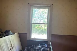 38 Stowe St, Lowell, NC 28098 - Photo 6