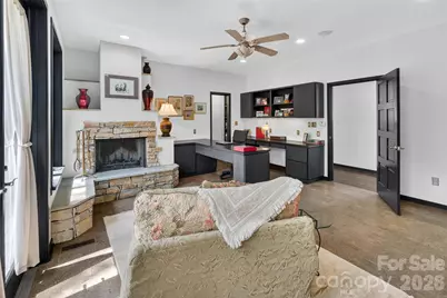 380 Montagu Drive, Spartanburg, SC 29301 - Photo 16