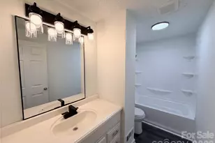 8435 Othello Pl, Charlotte, NC 28227 - Photo 10