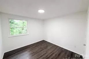 8435 Othello Pl, Charlotte, NC 28227 - Photo 4