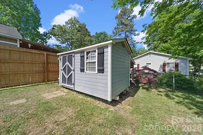 609 N 10th Street, Bessemer City, NC 28016 - Photo 32