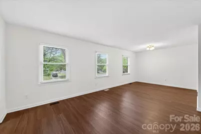 6219 Welford Road, Charlotte, NC 28211 - Photo 8