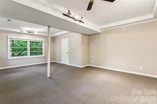 2227 Wensley Dr, Charlotte, NC 28210 - Photo 32