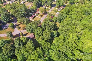 2227 Wensley Dr, Charlotte, NC 28210 - Photo 10