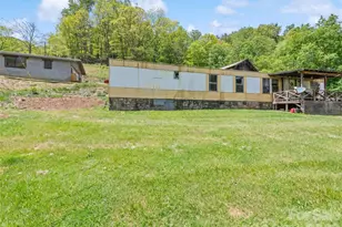 3607 Max Patch Rd, Clyde, NC 28721 - Photo 2