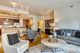 4300 Sharon Rd, Charlotte, NC 28211 - Photo 18