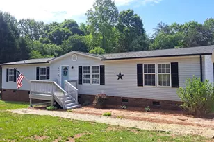 4076 Ritchfield Dr, Lincolnton, NC 28092 - Photo 1