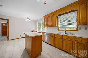 16301 Capps Rd, Charlotte, NC 28278 - Photo 6