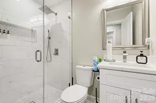 3816 Freedom Dr, Charlotte, NC 28208 - Photo 18
