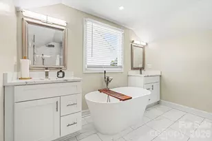 3816 Freedom Dr, Charlotte, NC 28208 - Photo 4