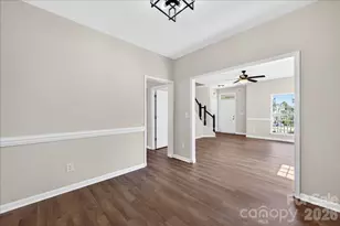 10303 Madison Park Dr, Charlotte, NC 28269 - Photo 12