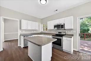 10303 Madison Park Dr, Charlotte, NC 28269 - Photo 14
