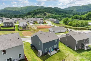 65 Valleywood Dr, Waynesville, NC 28786 - Photo 22
