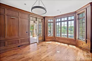 4536 Parview Dr N, Charlotte, NC 28226 - Photo 22