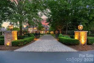 4536 Parview Dr N, Charlotte, NC 28226 - Photo 10