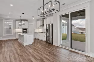 2092 Fordhill St, Rock Hill, SC 29732 - Photo 6
