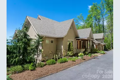 32 Timberwolf Court, Asheville, NC 28804 - Photo 2