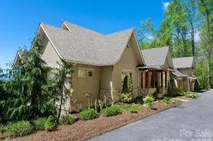 32 Timberwolf Ct, Asheville, NC 28804 - Photo 2