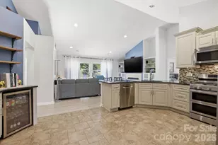 213 Blackberry Walk, Fort Mill, SC 29715 - Photo 10