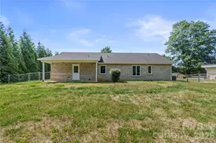 807 Silver Dapple Ln, Kernersville, NC 27284 - Photo 6