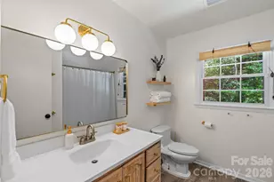 440 Beverly Rd, Black Mountain, NC 28711 - Photo 20