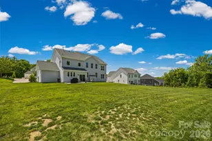323 Forsythia Ln, Tega Cay, SC 29708 - Photo 36