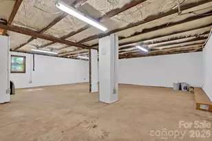 801 Woodlawn Ave SW, Valdese, NC 28690 - Photo 14