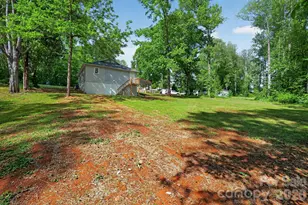 801 Woodlawn Ave SW, Valdese, NC 28690 - Photo 18