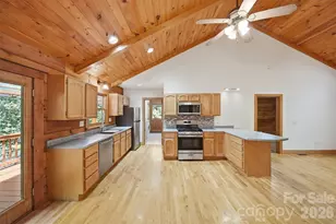 6220 Sunny Dr, Newland, NC 28657 - Photo 6