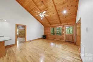 6220 Sunny Dr, Newland, NC 28657 - Photo 12
