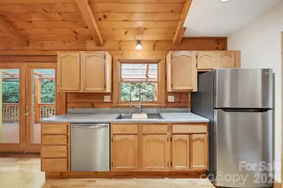 6220 Sunny Drive, Newland, NC 28657 - Photo 10