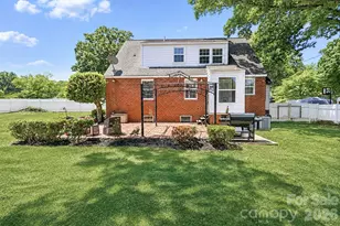820 Woodland Rd, Statesville, NC 28677 - Photo 26