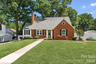 820 Woodland Rd, Statesville, NC 28677 - Photo 1