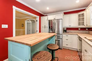 820 Woodland Rd, Statesville, NC 28677 - Photo 12