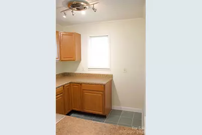 1610 Eagles Place #J-204, Rock Hill, SC 29732 - Photo 8