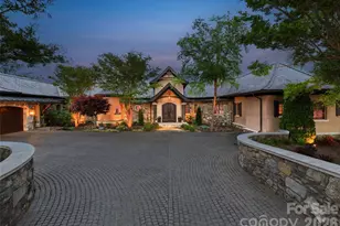 83 Summit Tower Cir, Asheville, NC 28804 - Photo 2